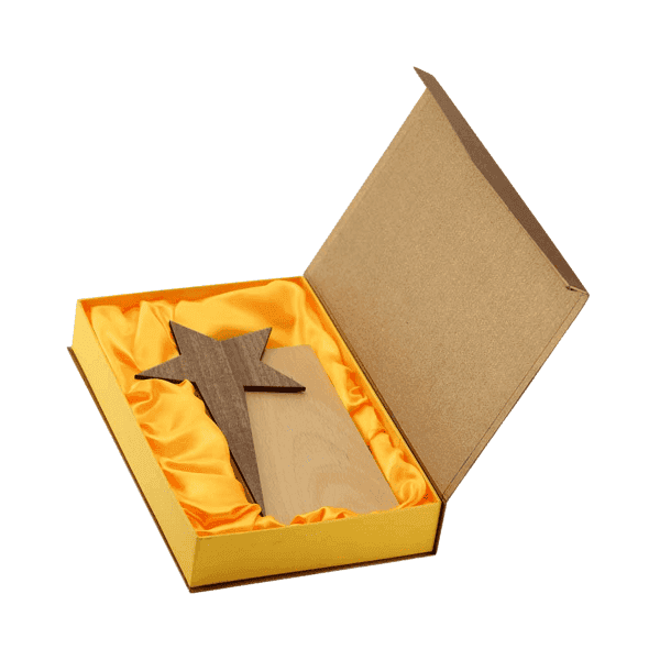 Krigla – Wooden Trophy detail 2