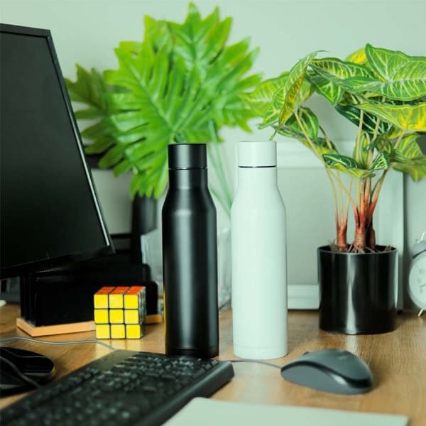 Pinda – Stainless Steel Bottle detail 3