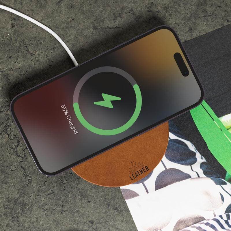ANZIO - Recycled Leather 15W Wireless Charger - White/Tan detail 4