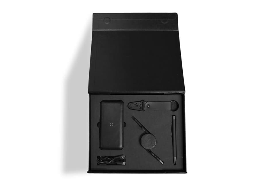 Black Leather Gift Set detail 2