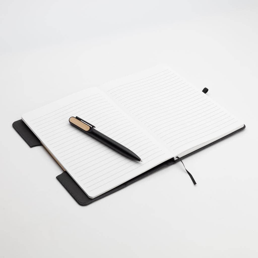 BUNDE - Set of A5 Notebook and Pen with Bamboo Element detail 3