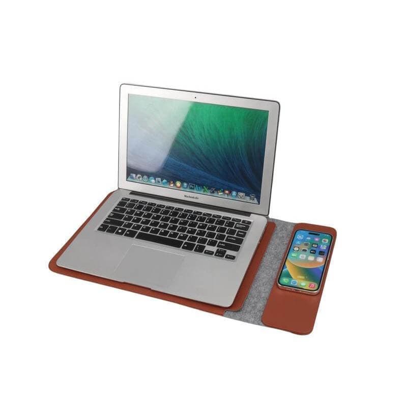 CAMDEN - Giftology 14" Felt Laptop Sleeve With 15W Magnetic Charger - Tan detail 3