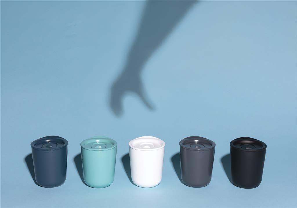 CELLE - Classic Coffee Tumbler - Black (anti-microbial) detail 7