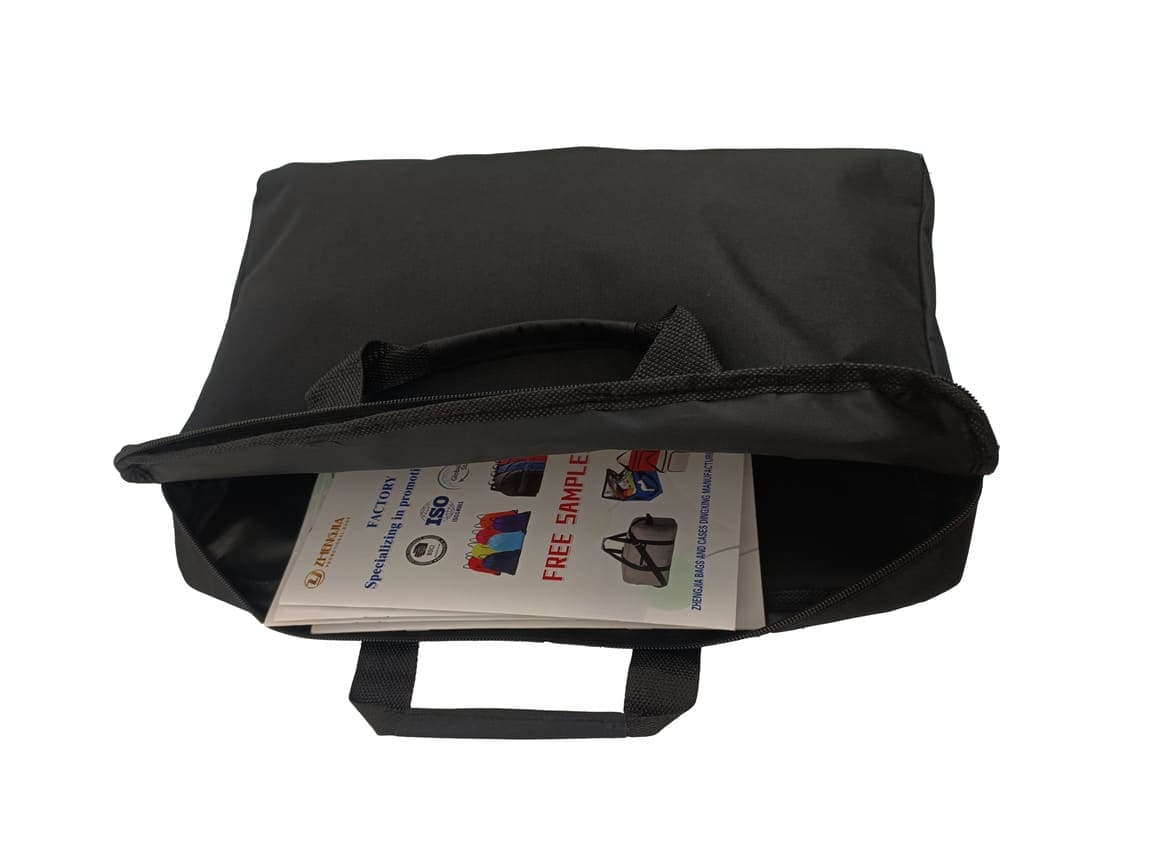 HANIJA - Giftology Document Bag - Black detail 3