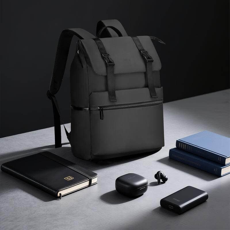 LEON - Giftology 17" Rolltop Backpack - Black detail 3