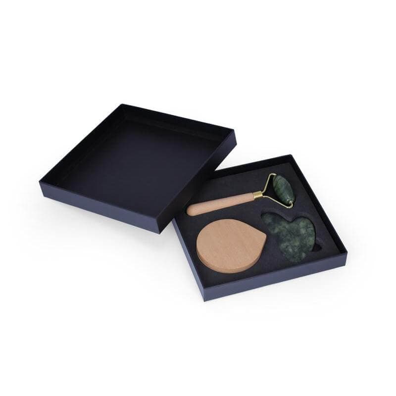 LUNA - Set of Jade Face Roller, Guasha and Mirror detail 2