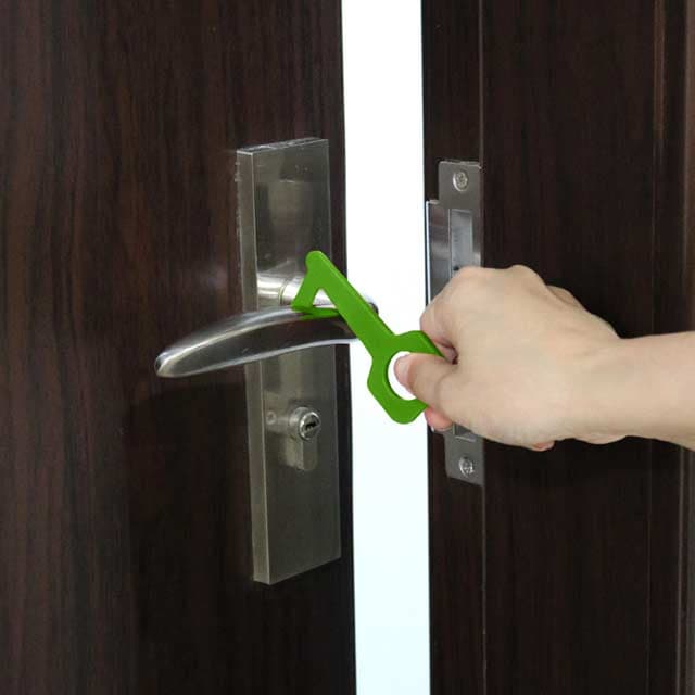 MASTY - Giftology Keyring Tool - Green (Anti-Microbial) detail 2