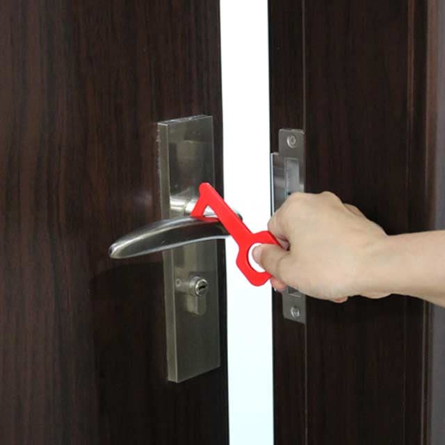 MASTY - Giftology Keyring Tool - Red (Anti-Microbial) detail 3