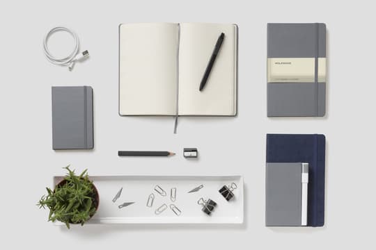 Moleskine Classic Hard Cover Large Ruled Notebook - Slate Grey detail 6