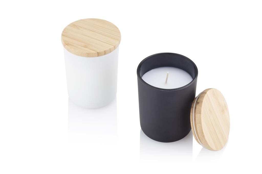 NOUM - Arabic Oudh Scented Glass Candle with Bamboo Lid - Black detail 3