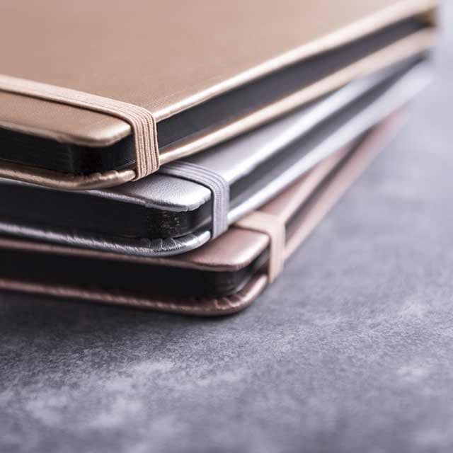 PU A5 Notepad In Metallic Silver Color detail 6