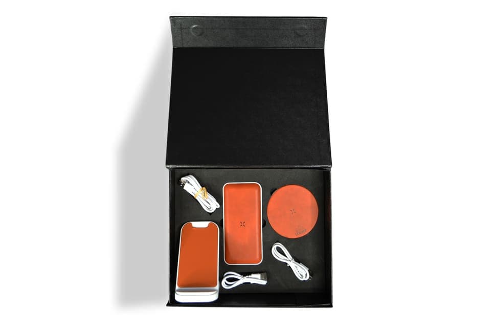 Recycled Leather Gift Set detail 2
