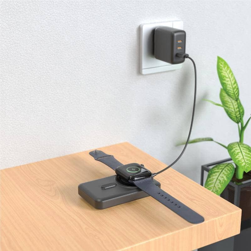 SOLANO - @memorii 10000mAh Mag Wireless Powerbank with Inbuilt Cables detail 3