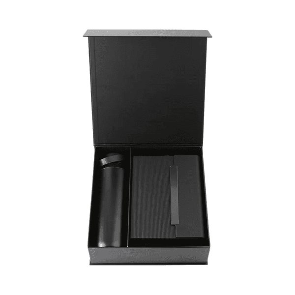 Prime – Onboarding Essentials with Bottle, Notebook, Pen and Cardholder detail 2