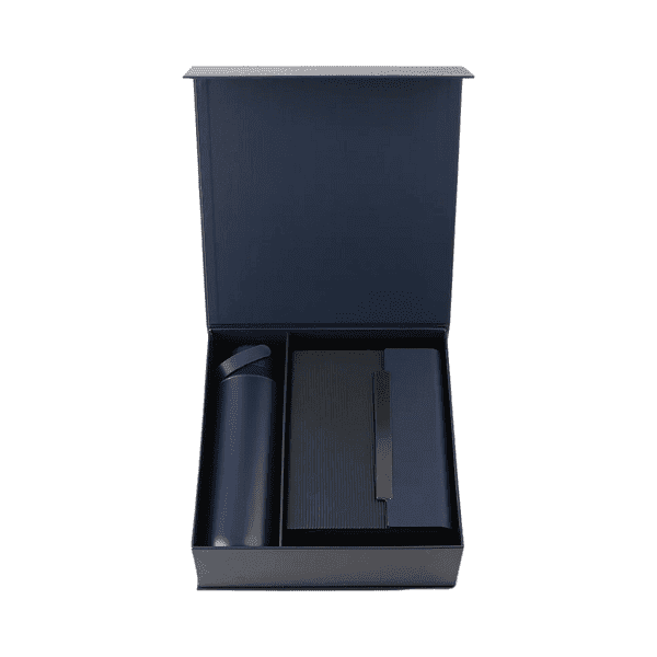 Prime – Onboarding Essentials with Bottle, Notebook, Pen and Cardholder detail 4