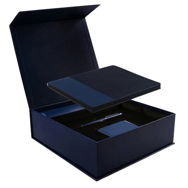 Raivi – Gift Set of A5 Notebook, Bottle, Pen and RFID Card Holder detail 4