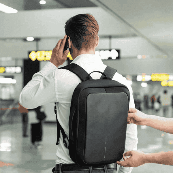 Bobby Buzz – Backpack and Briefcase detail 5