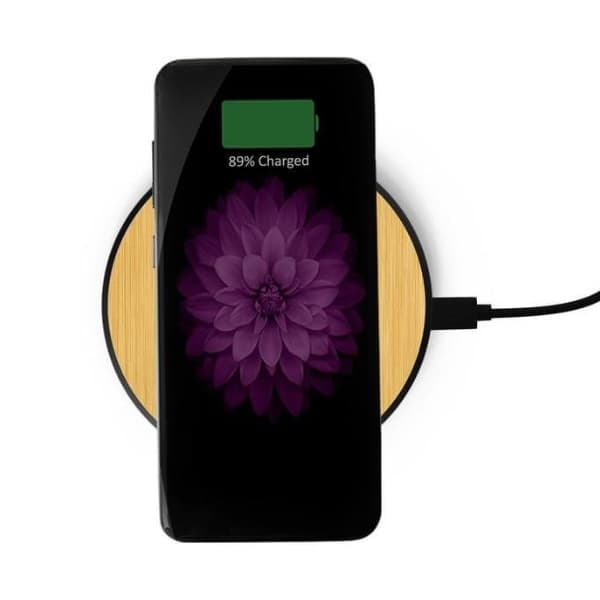 Favura – Recycled 15W Bamboo Wireless Charger detail 3