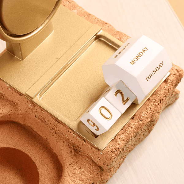 Apex – Crystal Falcon Desktop Organizer and Calendar preview