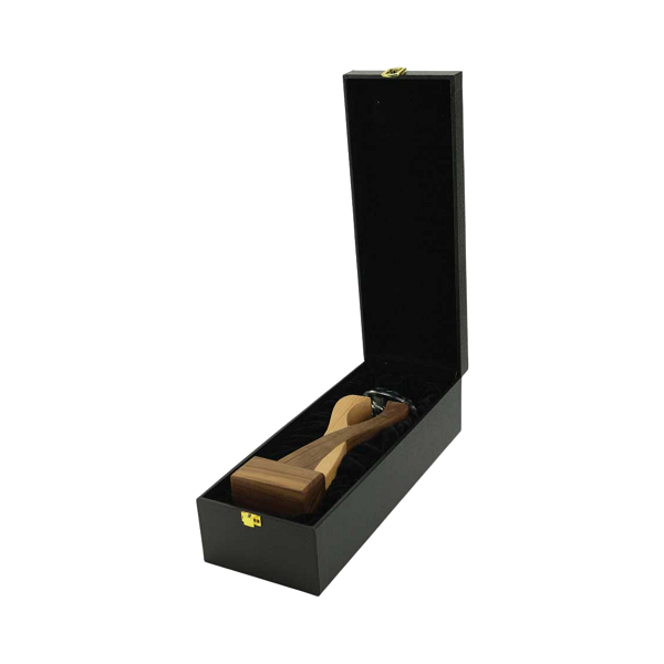 Ryoshu – Wooden and Crystal Award preview