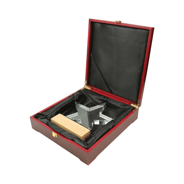 Arvensis – Crystal and Wood Trophy preview