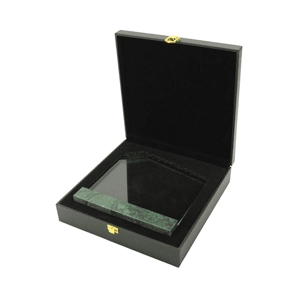 Anar – Crystal and Marble Trophy preview